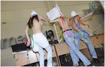 данный момент данный момент