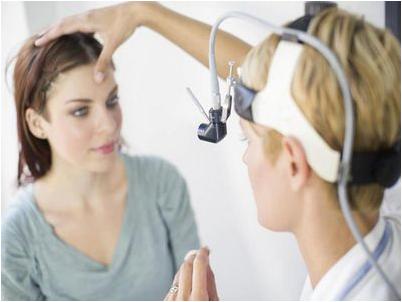 отоларинголог